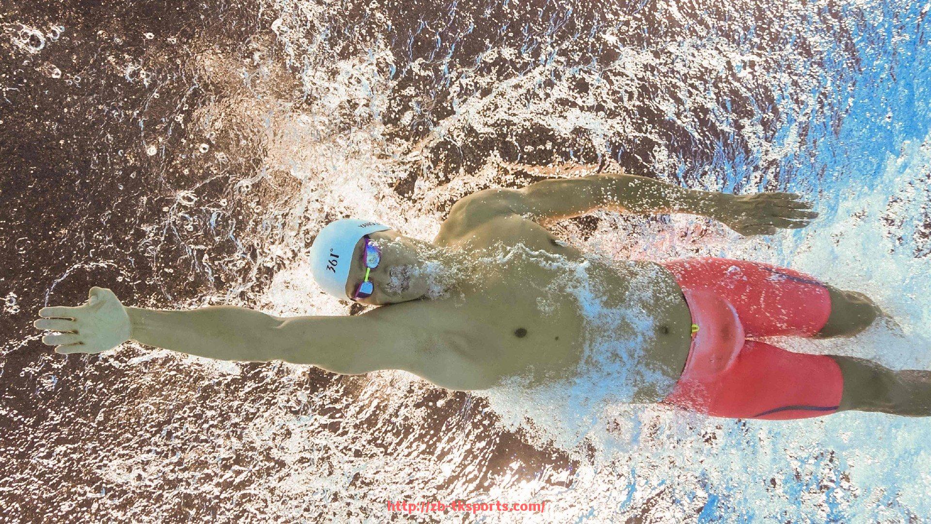 TK体育直播-健身器材动作训练安排：标准组数与休息时间解析